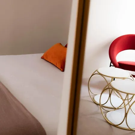 Celeste Batignolles Montmartre 4* París