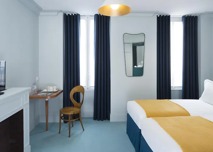 Hotel Celeste Batignolles Montmartre
