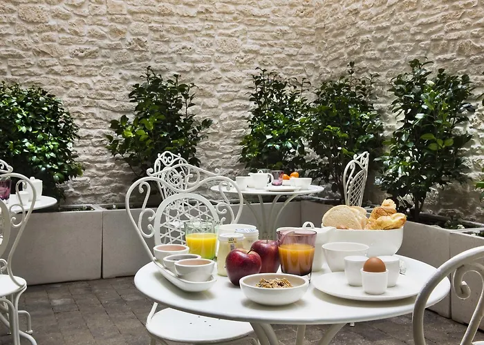 Celeste Batignolles Montmartre Hotel