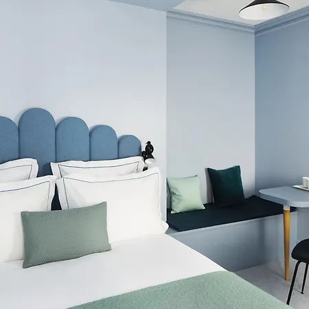 Hotel Celeste Batignolles Montmartre