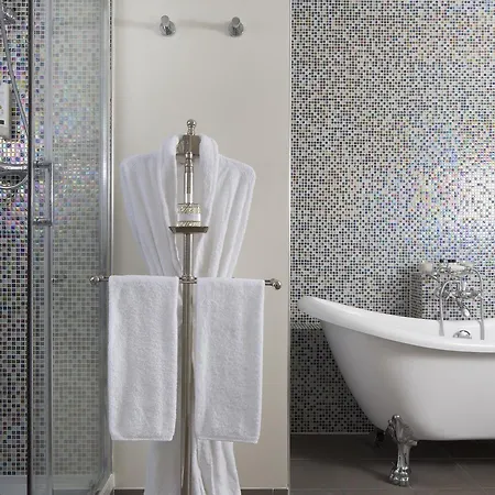 Céleste Batignolles Montmartre Hotel