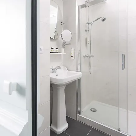 Celeste Batignolles Montmartre 4* Paris