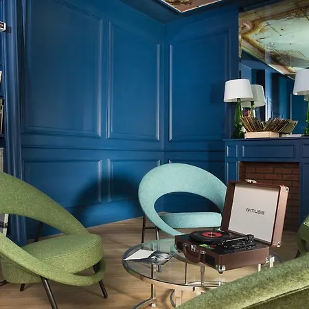 Céleste Batignolles Montmartre Hotel