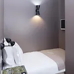Celeste Batignolles Montmartre París