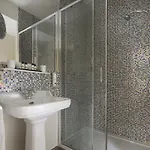 Hotel Celeste Batignolles Montmartre