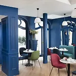 Celeste Batignolles Montmartre 4*