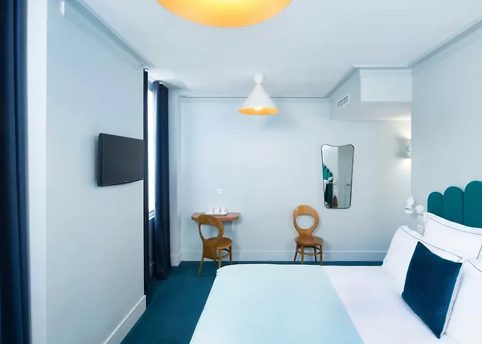 Celeste Batignolles Montmartre Szálloda 4*